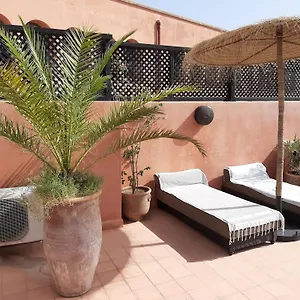 2* Riad Penelope